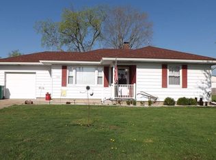 1508 N 8th St, Clinton, IN 47842