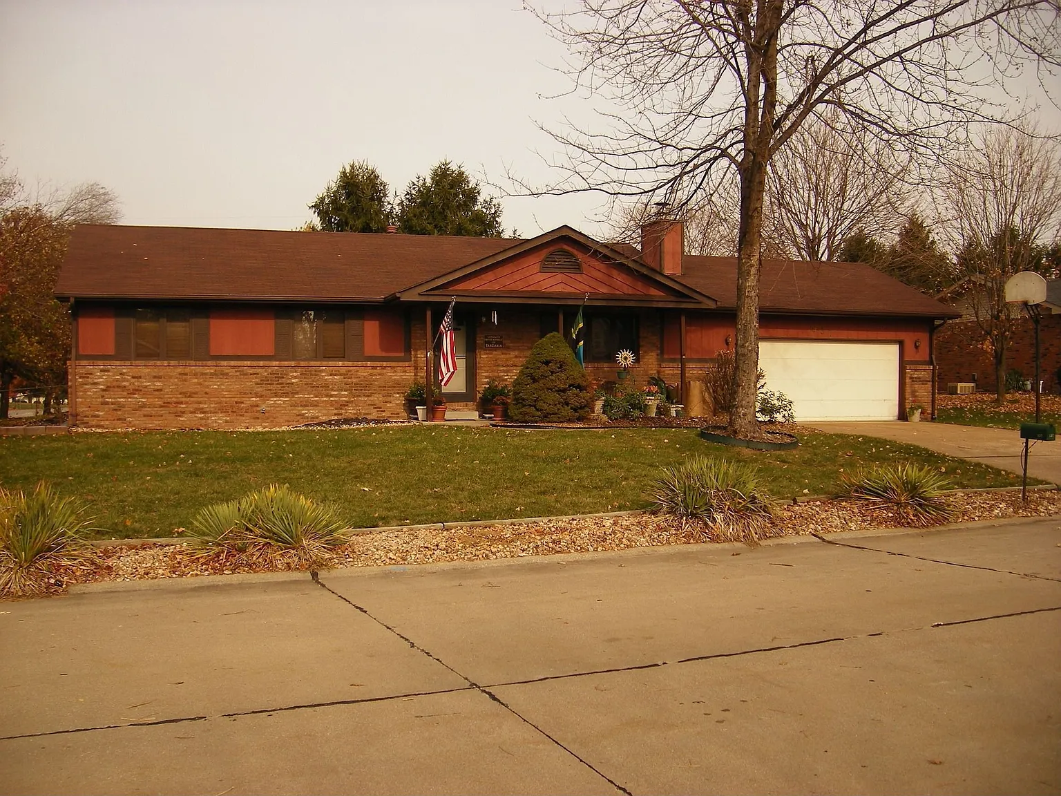 937 Whippoorwill Way photo 1