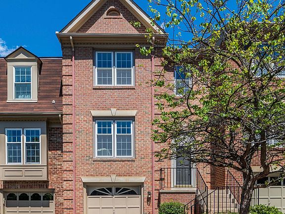 3rd image of 5907 Woodfield Estates Dr