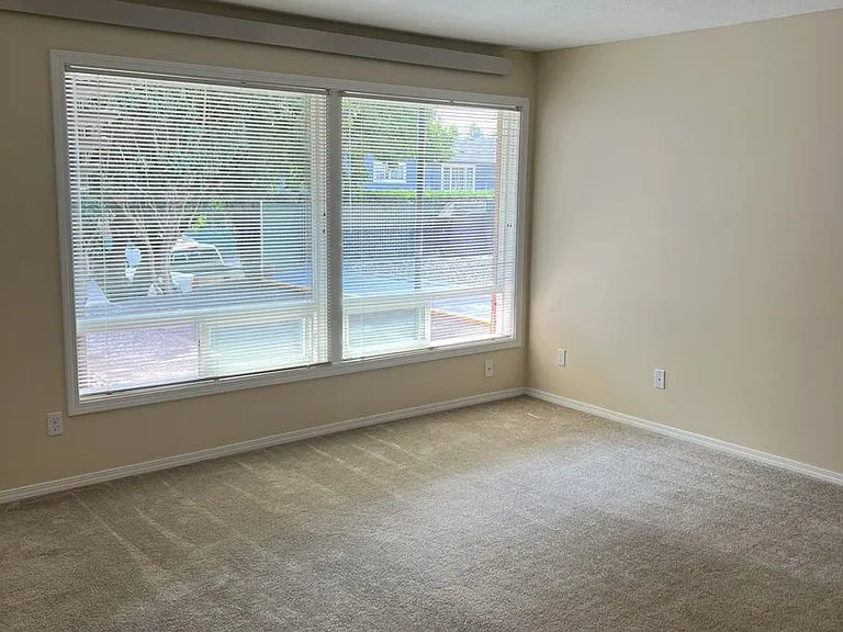 104-Oak Tree Terrace, LLC — Photo 3