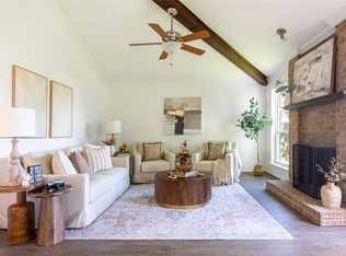 1734 Sterling Ln, Lewisville, TX 75067