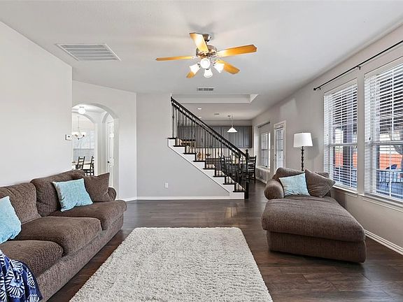 4th image of 11594 Henderson Dr