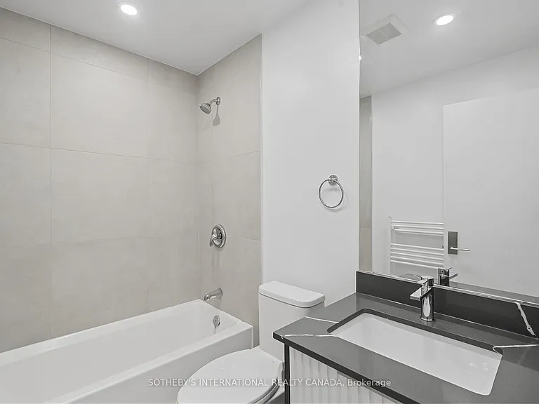 1340 Avenue Rd #B — Photo 21