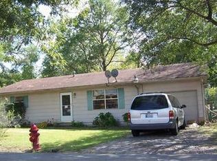 304 SW 5th St, Muldrow, OK 74948