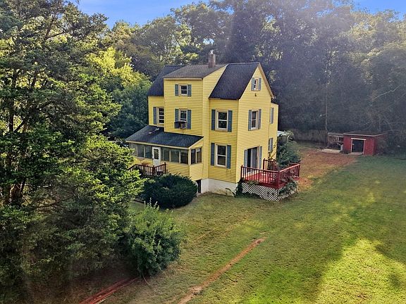 3rd image of 11 Martintown Rd