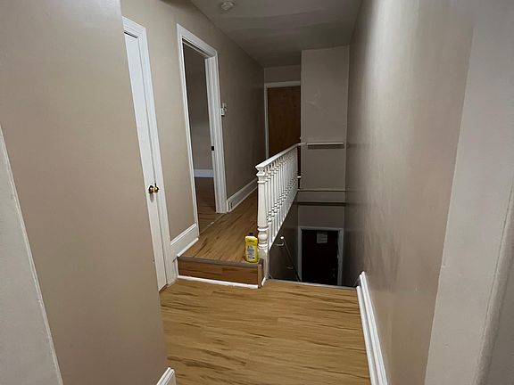 2nd image of 2114 E Somerset St