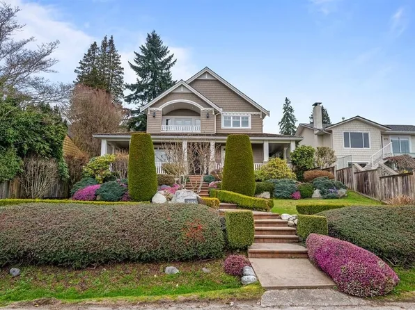 2185 Lawson Ave, West Vancouver, BC V7V 2E1