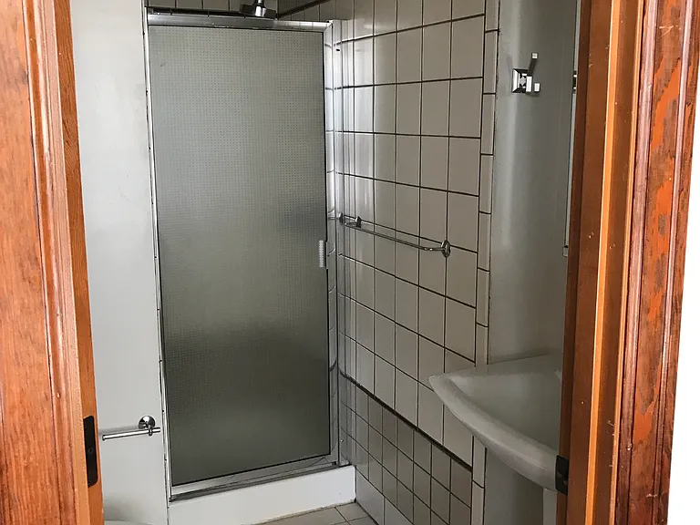 Upstairs bathroom