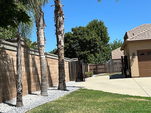 3rd image of 1593 Mehar Ct