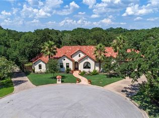 8601 Creekview Ct, College Station, TX 77845