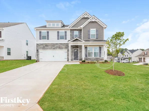 2 Ramblehurst Rd, Greenville, SC 29605