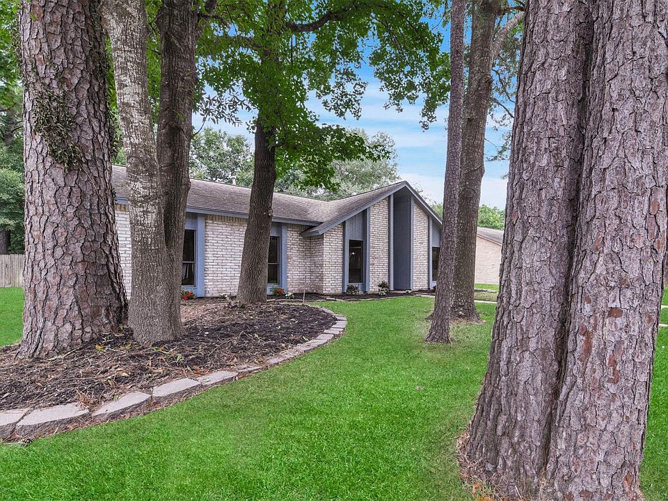 1st image of 3227 Cascade Creek Dr