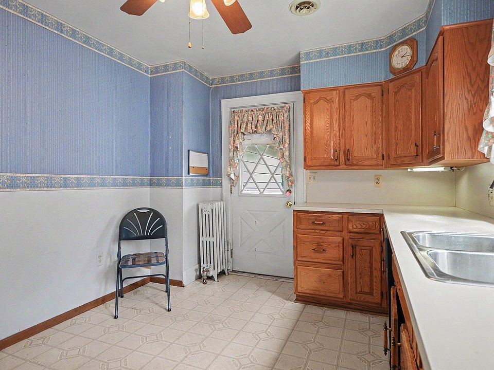 115 Eastman St, photo 11