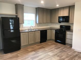 2200 S Washington St #536S, Bismarck, ND 58504
