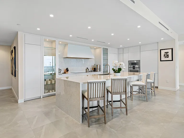 220 SE Mizner Blvd #810 — Photo 15