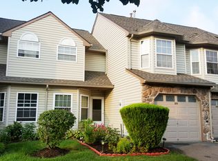 271 Nebula Rd, Piscataway, NJ 08854