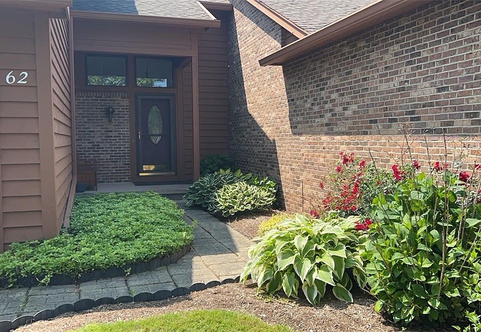 62 Ellington Cir Rochester, NY Zillow