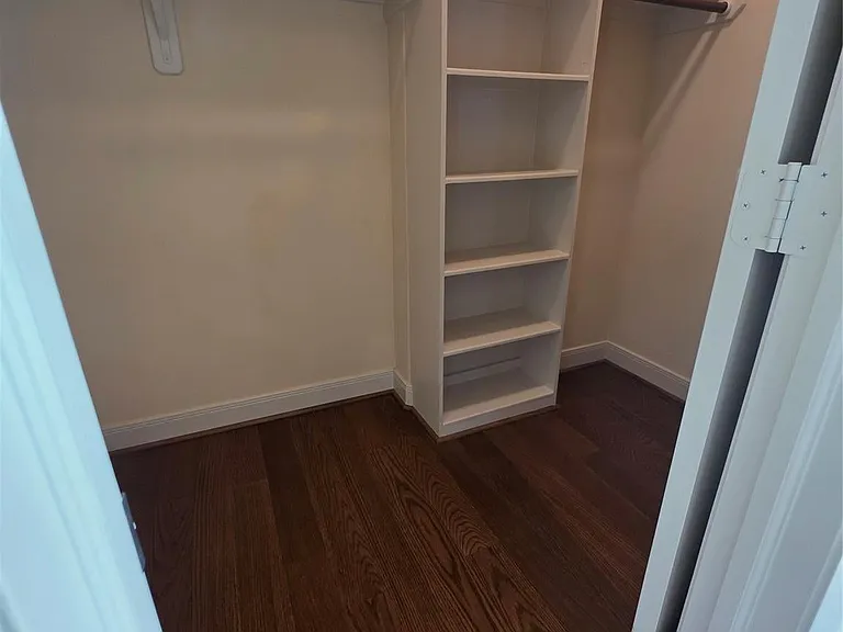6911 Staffordshire Blvd — Photo 22