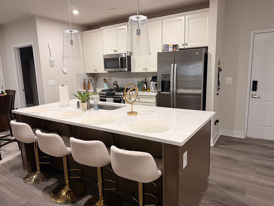 1st image of 1601 Potomac Shores Pkwy #300S