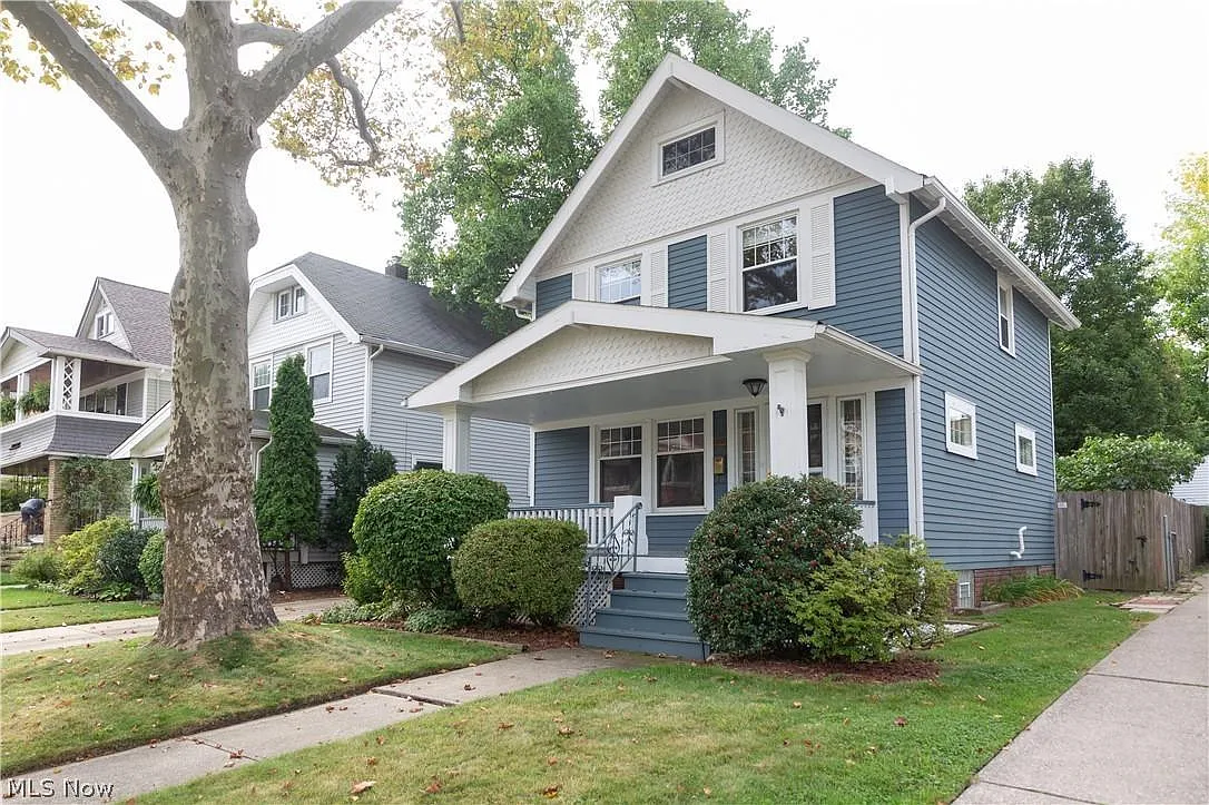 15111 Arden Ave photo 1