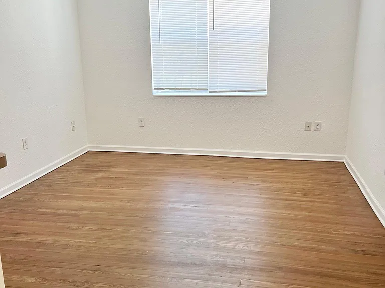 401 Northwood Rd #303 — Photo 8