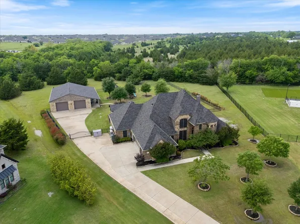 18 Dancing Waters Ln, Rockwall, TX 75032