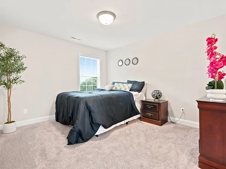 175 Slade Thomas Dr — Photo 16