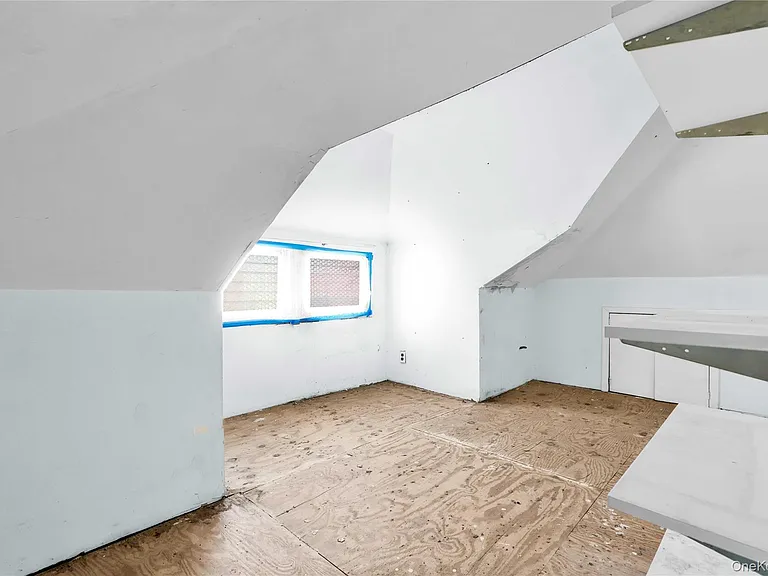 43-45 Parsons Blvd #2 — Photo 22
