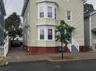 455 Potters Ave, Providence, RI 02907