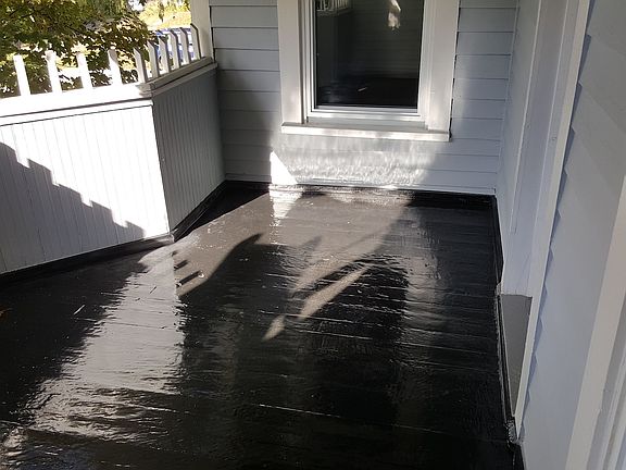 Porch to enjoy morning coffee in the summer