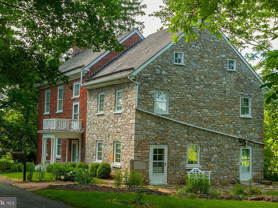 1st image of 123 Old Mill Rd