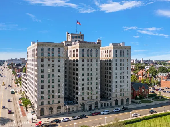 15 E Kirby St APT 322, Detroit, MI 48202