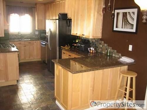 3rd image of 6141 Crawford St