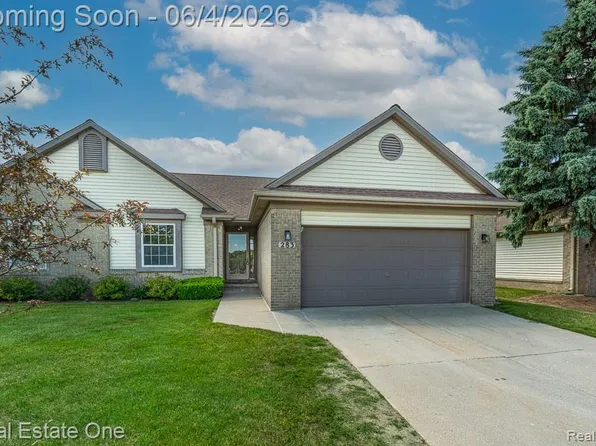 283 Whispering Hl, Walled Lake, MI 48390