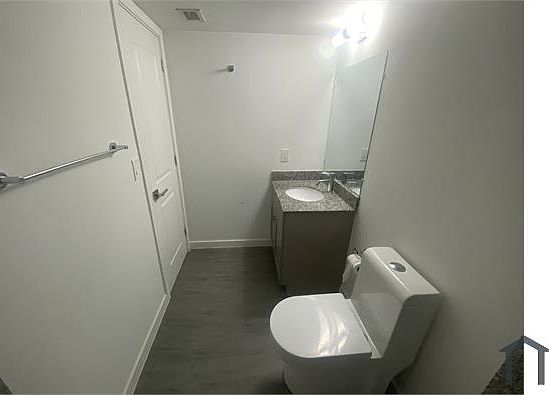 3rd image of 13605 NE 3rd Ct #408