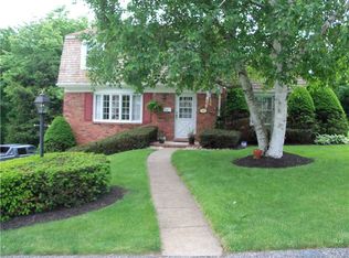 91 Timberlane Dr, Pittsburgh, PA 15229