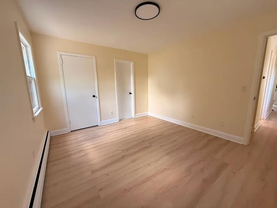 89 Anderson Ave #1
