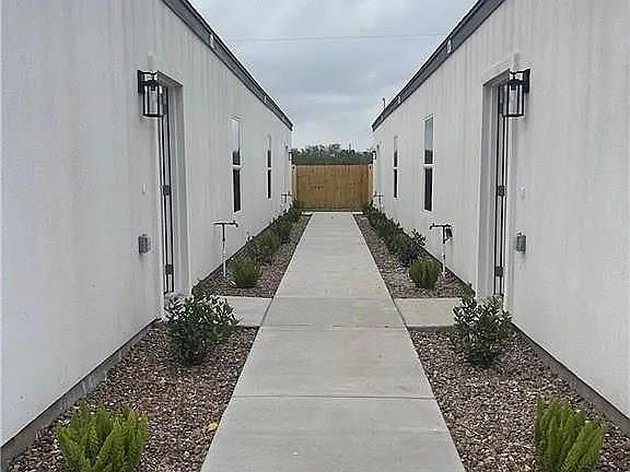 4th image of 513 Sparrow Dr