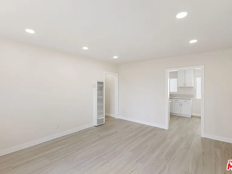 7131 Ramsgate Ave — Photo 10