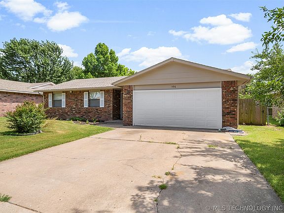 2nd image of 596 E 139th Pl