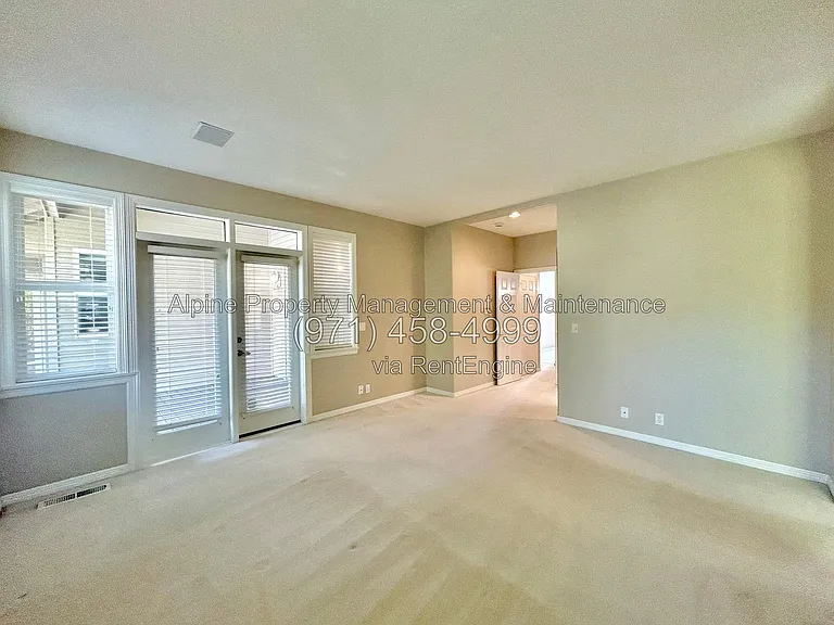 820 NW Pebble Beach Way — Photo 24