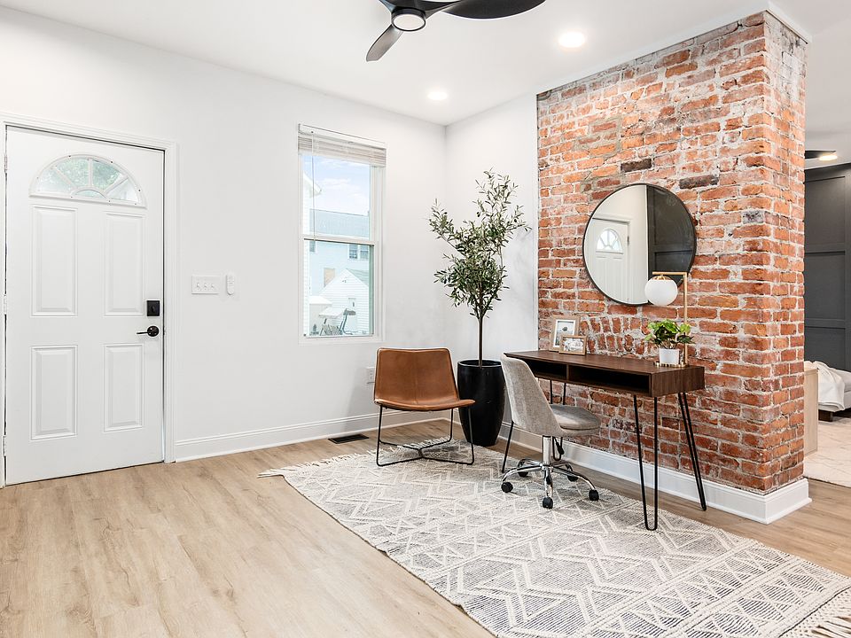 1st image of 577 E Columbus St #575
