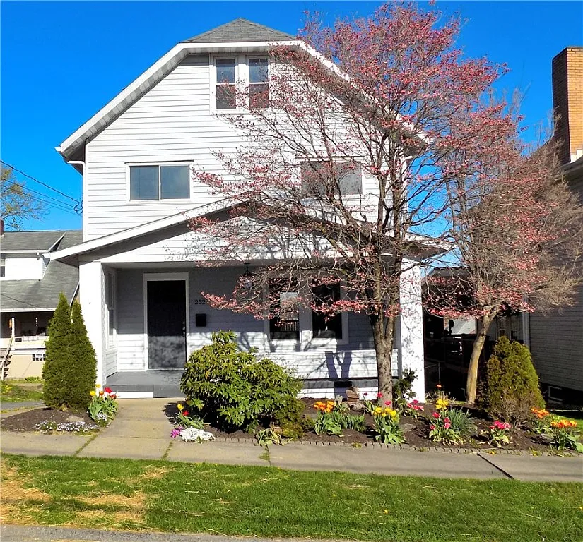 252 Braddock Ave photo 1