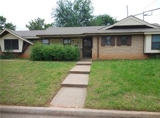 801 Del Haven Dr, Del City, OK 73115