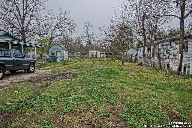1st image of 412 Carlisle Ave