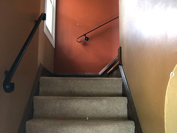 4th image of 4904 E 108th St