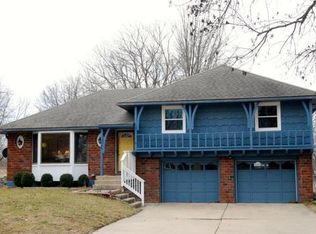 1400 S King Ave, Harrisonville, MO 64701