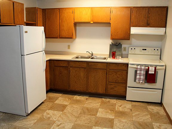 2nd image of 200 14th Ave SE #101