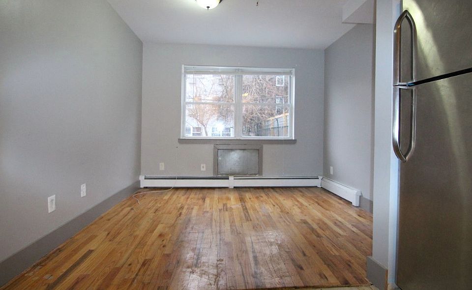 1st image of 347A Bleecker St APT 1B