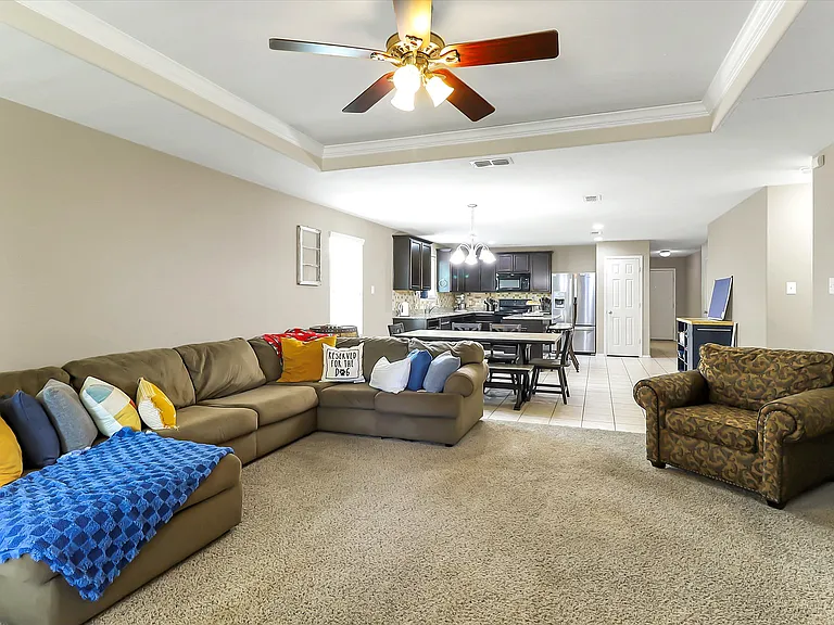 1713 Megan Creek Dr — Photo 20